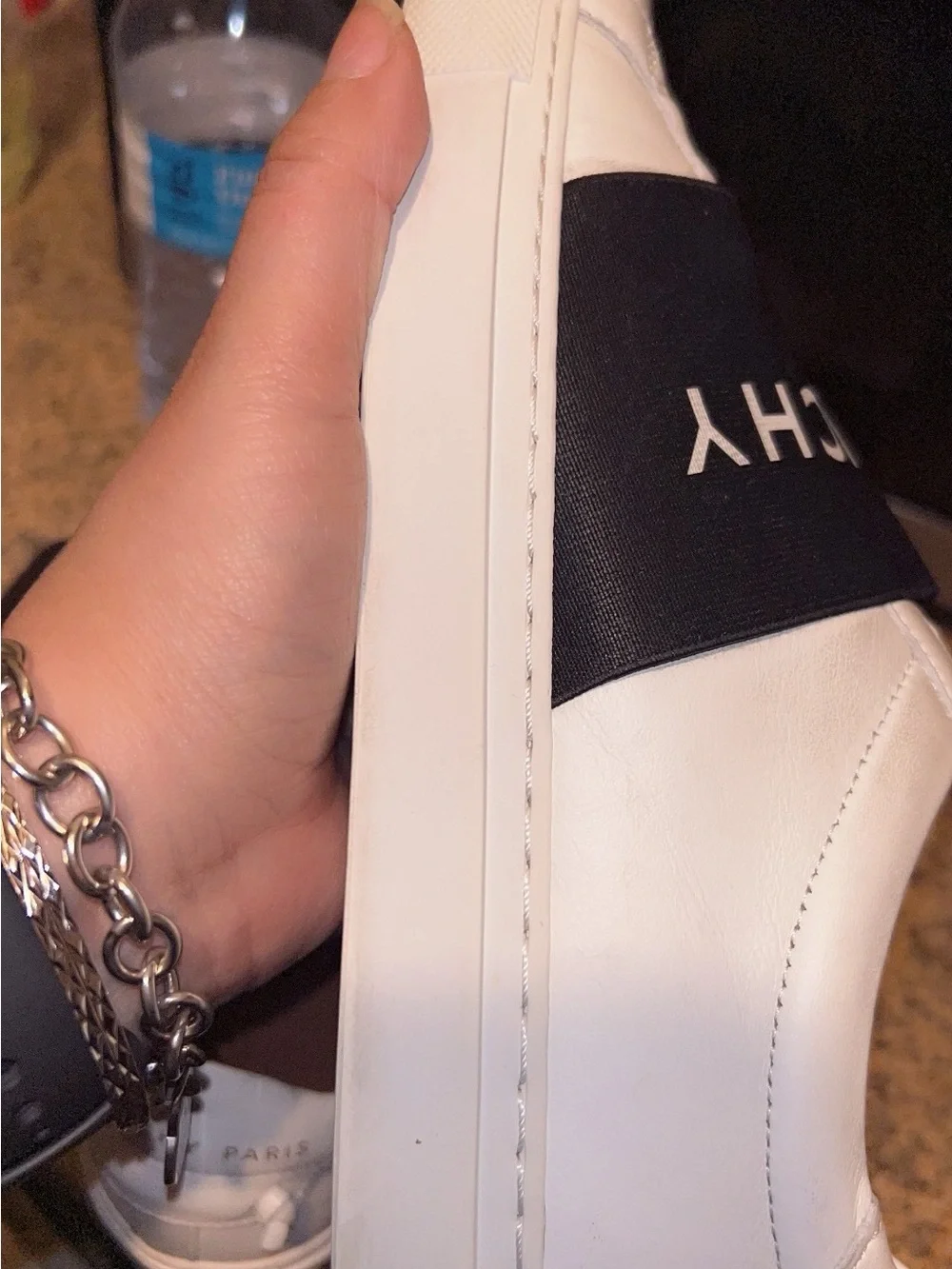 N/A highlights white